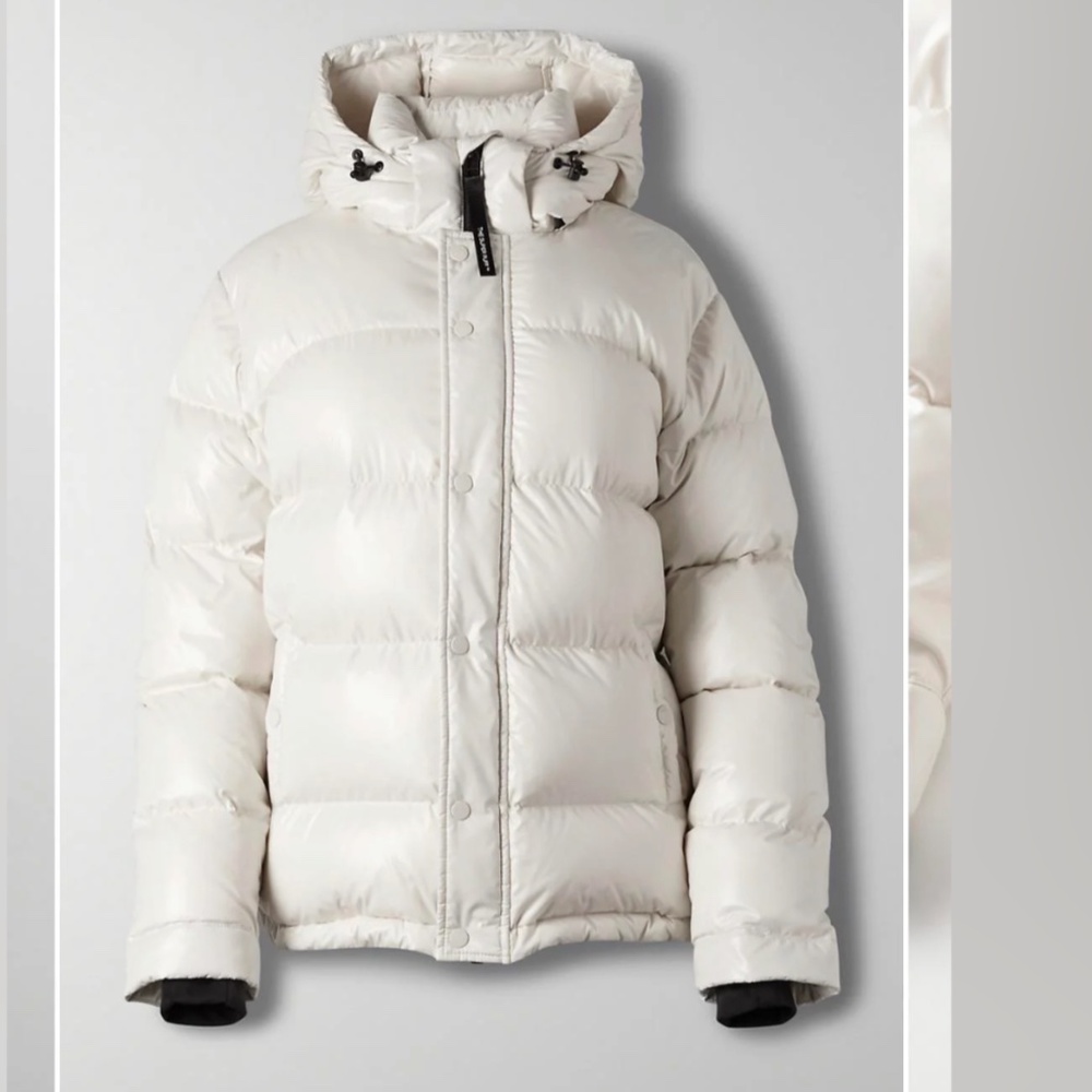 Aritzia TNA The Super Puff™ - Hi-Gloss in Birch | XXS | Regular length